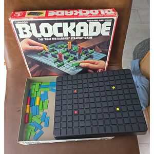 Vintage 1979 Lakesides Blockade Beat The Barrier Strategy Board Game - Complete